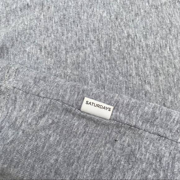 Saturday’s Light heather grey t shirt XS - Picture 3 of 4